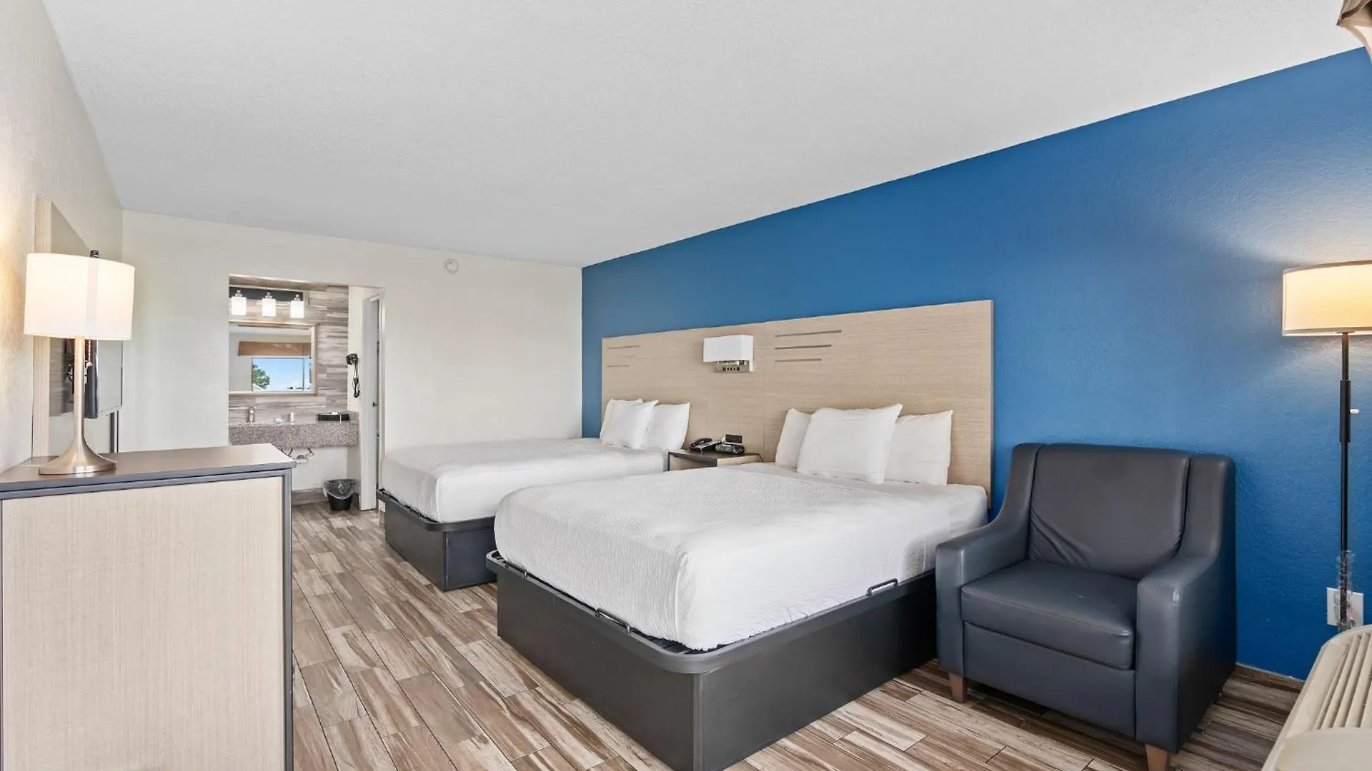 Baymont By Wyndham Orlando Downtown Hotel
