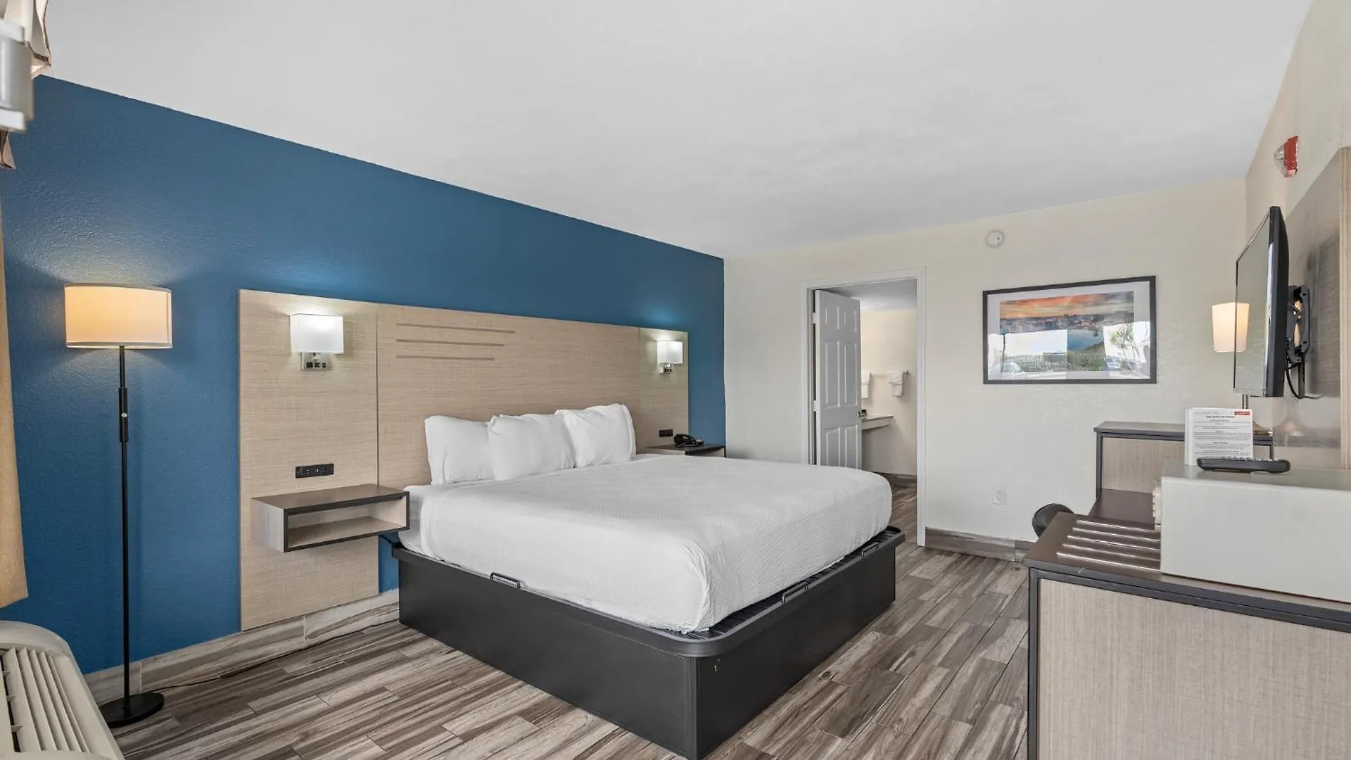 Baymont By Wyndham Orlando Downtown Hotel